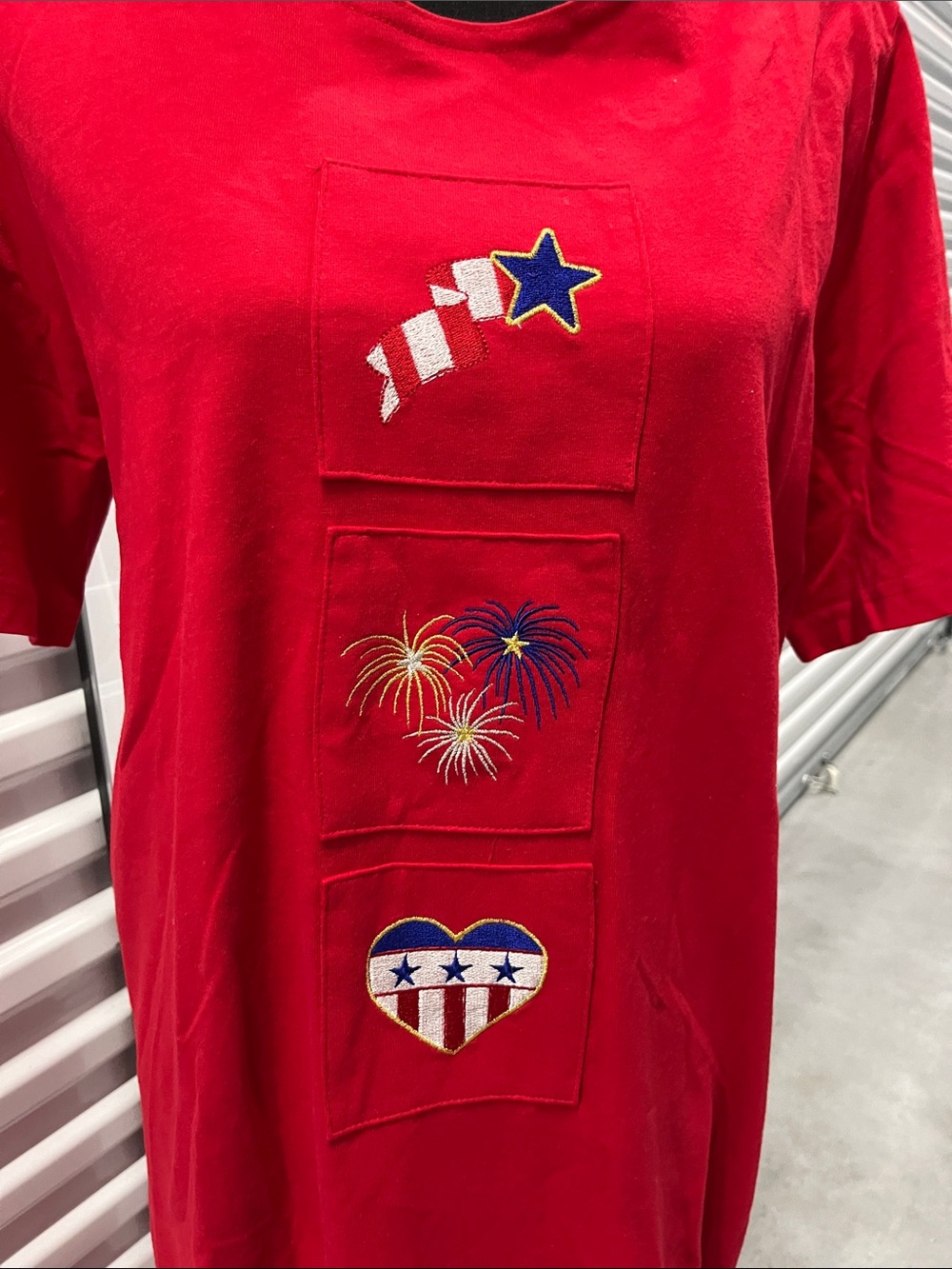 Red Patriotic Maxi Dress with Embroidered Patches VINTAGE size L,great choice!